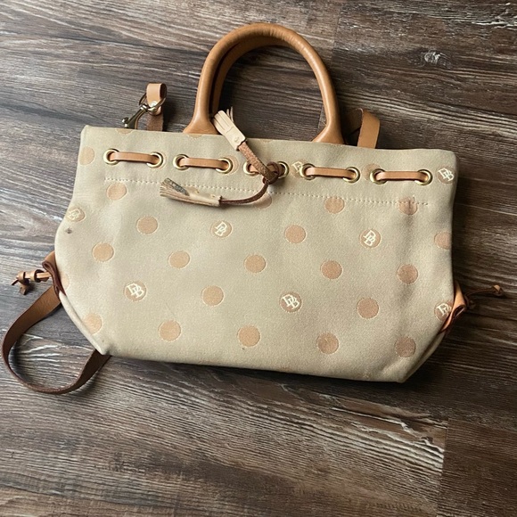 Dooney & Bourke Handbags - Dooley and Bourke vintage bag